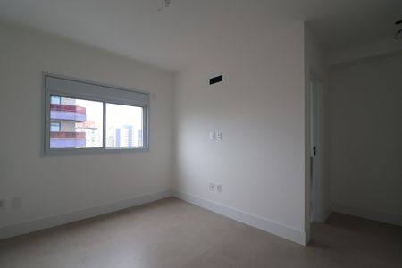 Apartamento à venda com 185m², 4 quartos e 3 vagasSuíte 2