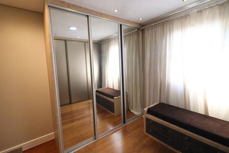 Casa à venda com 160m², 4 quartos e 2 vagasCloset da suíte 1