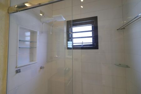 Casa à venda com 160m², 4 quartos e 2 vagasBanheiro da Suíte 1