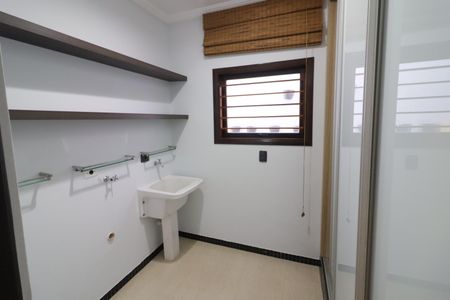 Casa à venda com 160m², 4 quartos e 2 vagasÁrea de Serviço