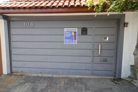 Casa à venda com 160m², 4 quartos e 2 vagasFachada