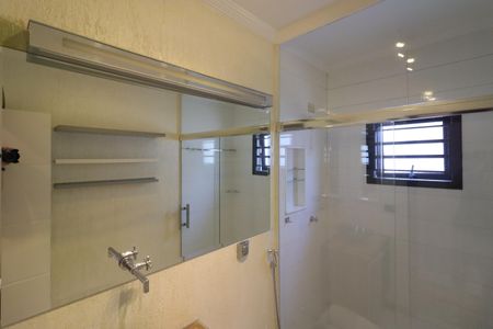 Casa à venda com 160m², 4 quartos e 2 vagasBanheiro da Suíte 1