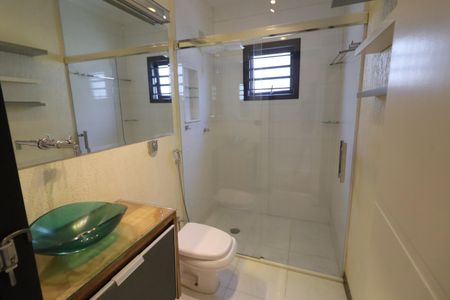 Casa à venda com 160m², 4 quartos e 2 vagasBanheiro da Suíte 1