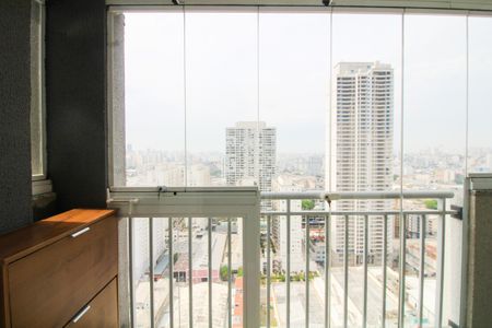 Apartamento à venda com 40m², 1 quarto e 1 vaga Apartamento à venda com 40m², 1 quarto e 1 vagaVaranda