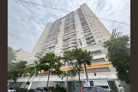 Apartamento à venda com 40m², 1 quarto e 1 vaga Apartamento à venda com 40m², 1 quarto e 1 vagaFachada