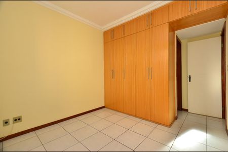 Apartamento à venda com 94m², 3 quartos e 2 vagas Apartamento à venda com 94m², 3 quartos e 2 vagasSuíte