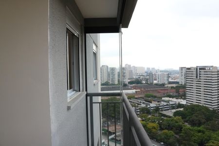 Varanda de apartamento para alugar com 3 quartos, 55m² em Água Branca, São Paulo