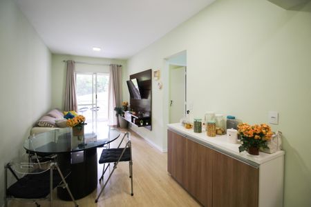 Sala de apartamento para alugar com 3 quartos, 64m² em Vila Uberabinha, São Paulo