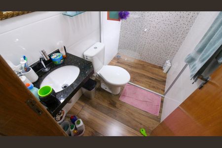 Casa à venda com 117m², 3 quartos e 3 vagasBanheiro 