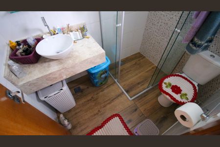 Casa à venda com 117m², 3 quartos e 3 vagasBanheiro do Quarto 2