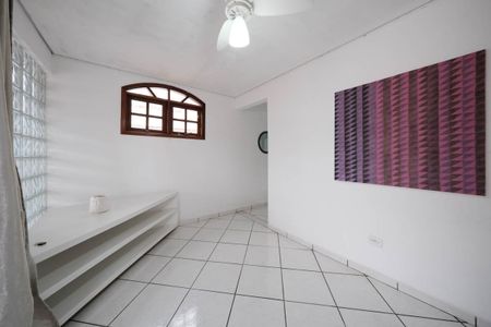 Quarto de casa para alugar com 2 quartos, 140m² em Vila Pierina, São Paulo