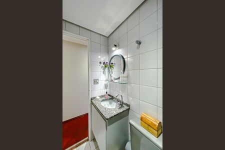 Apartamento à venda com 61m², 3 quartos e 1 vaga Apartamento à venda com 61m², 3 quartos e 1 vagaBanheiro Social