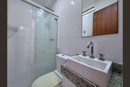 Apartamento à venda com 93m², 2 quartos e 2 vagasBanheiro da Suíte 2