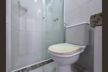 Apartamento à venda com 93m², 2 quartos e 2 vagasBanheiro da Suíte 2