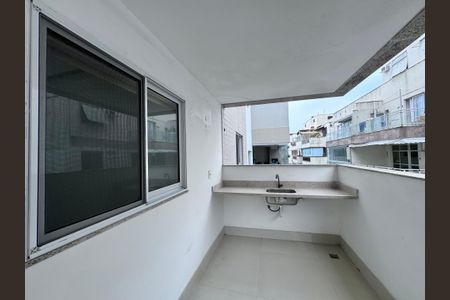 Apartamento à venda com 93m², 2 quartos e 2 vagasVaranda