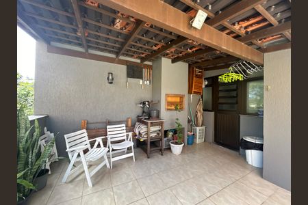 Apartamento à venda com 123m², 2 quartos e 1 vaga Apartamento à venda com 123m², 2 quartos e 1 vagaTerraço