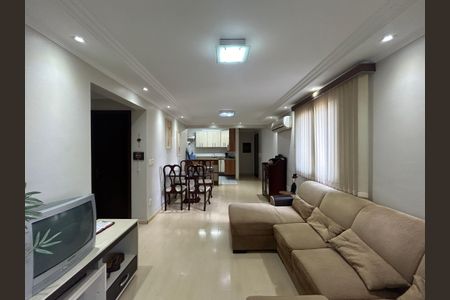 Apartamento à venda com 123m², 2 quartos e 1 vaga Apartamento à venda com 123m², 2 quartos e 1 vagaSala