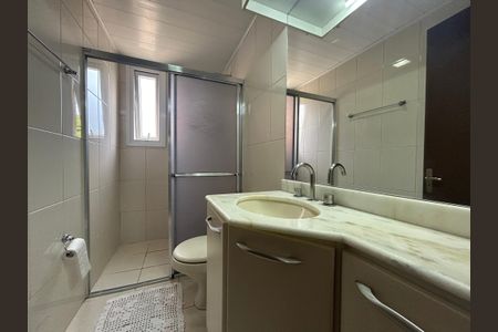 Apartamento à venda com 123m², 2 quartos e 1 vaga Apartamento à venda com 123m², 2 quartos e 1 vagaBanheiro