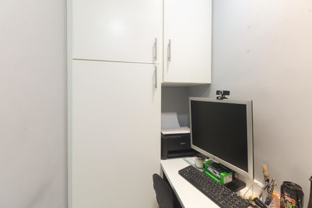 Apartamento à venda com 90m², 3 quartos e 2 vagas Apartamento à venda com 90m², 3 quartos e 2 vagasEscritório