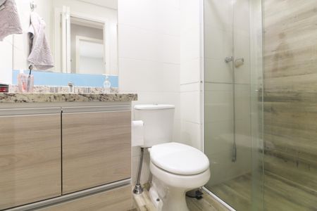 Apartamento à venda com 90m², 3 quartos e 2 vagas Apartamento à venda com 90m², 3 quartos e 2 vagasBanheiro Social