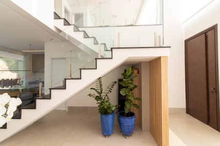 Casa de condomínio à venda com 198m², 2 quartos e 2 vagas Casa de condomínio à venda com 198m², 2 quartos e 2 vagasSala