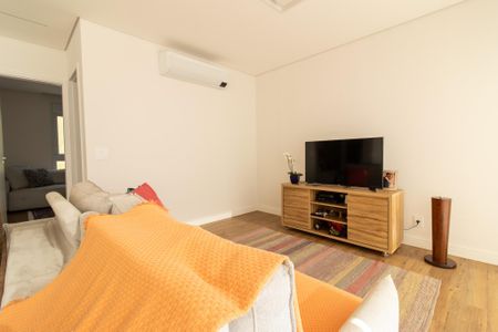 Casa de condomínio à venda com 198m², 2 quartos e 2 vagas Casa de condomínio à venda com 198m², 2 quartos e 2 vagasSala 2