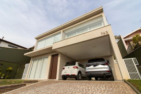 Casa de condomínio à venda com 198m², 2 quartos e 2 vagas Casa de condomínio à venda com 198m², 2 quartos e 2 vagasGaragem