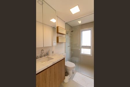 Casa de condomínio à venda com 198m², 2 quartos e 2 vagas Casa de condomínio à venda com 198m², 2 quartos e 2 vagasBanheiro