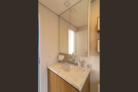 Casa de condomínio à venda com 198m², 2 quartos e 2 vagas Casa de condomínio à venda com 198m², 2 quartos e 2 vagasBanheiro