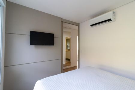 Casa de condomínio à venda com 198m², 2 quartos e 2 vagas Casa de condomínio à venda com 198m², 2 quartos e 2 vagasSuite