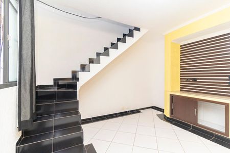 Sala de casa para alugar com 1 quarto, 65m² em Vila Chuca, São Paulo