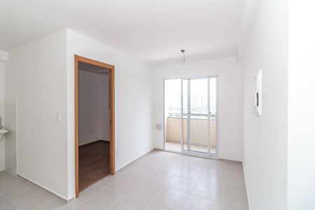 Apartamento para alugar com 36m², 2 quartos e sem vaga Apartamento para alugar com 36m², 2 quartos e sem vagaSala