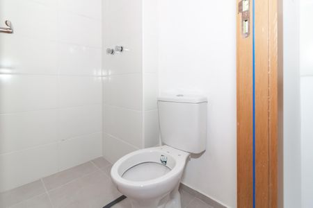 Apartamento para alugar com 36m², 2 quartos e sem vaga Apartamento para alugar com 36m², 2 quartos e sem vagaBanheiro