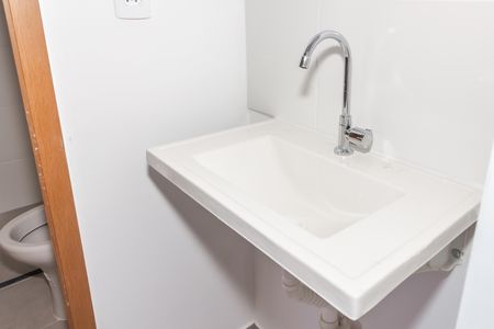 Apartamento para alugar com 36m², 2 quartos e sem vaga Apartamento para alugar com 36m², 2 quartos e sem vagaBanheiro