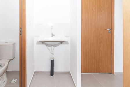 Apartamento para alugar com 36m², 2 quartos e sem vaga Apartamento para alugar com 36m², 2 quartos e sem vagaBanheiro