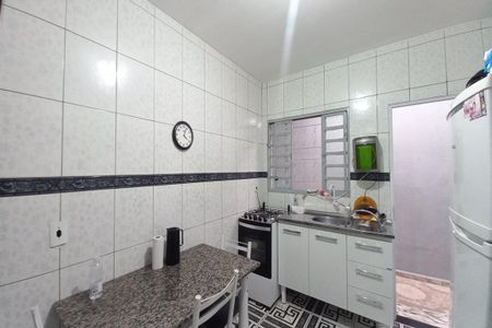Casa à venda com 40m², 3 quartos e 2 vagasCozinha
