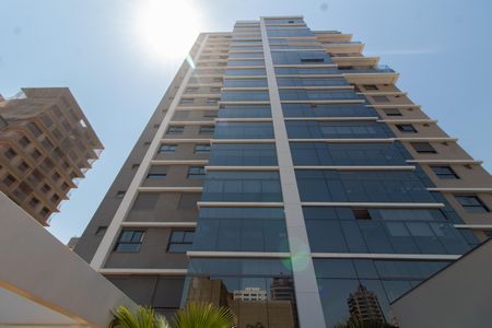 Apartamento para alugar com 112m², 2 quartos e 3 vagas Apartamento para alugar com 112m², 2 quartos e 3 vagasFachada