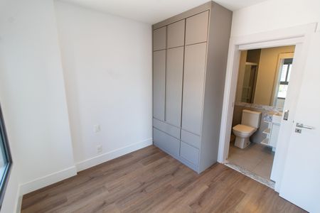Apartamento para alugar com 112m², 2 quartos e 3 vagas Apartamento para alugar com 112m², 2 quartos e 3 vagasSuíte
