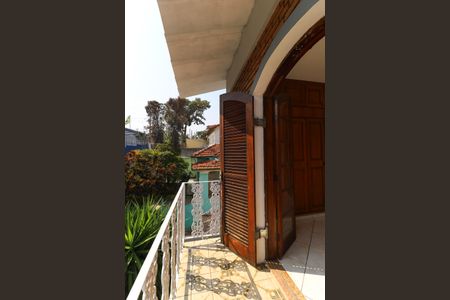 Casa à venda com 269m², 3 quartos e 4 vagas Casa à venda com 269m², 3 quartos e 4 vagasQuarto 1