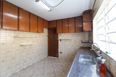 Casa à venda com 269m², 3 quartos e 4 vagas Casa à venda com 269m², 3 quartos e 4 vagasCozinha