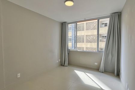 Quarto 1 de apartamento para alugar com 2 quartos, 60m² em Boqueirão, Santos