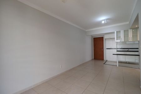 Apartamento para alugar com 70m², 2 quartos e 1 vagaSala