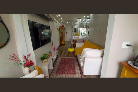 Sala de apartamento à venda com 2 quartos, 50m² em Jardim das Flores, Osasco