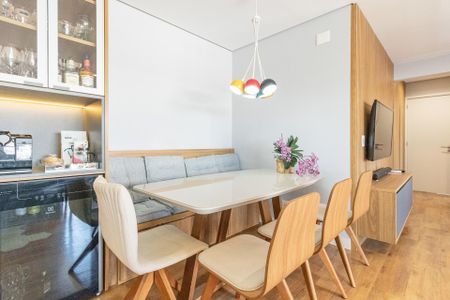 Sala de apartamento à venda com 2 quartos, 66m² em Indianópolis, São Paulo