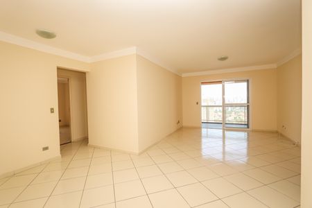 Sala de apartamento para alugar com 3 quartos, 110m² em Jardim Maria Rosa, Taboão da Serra