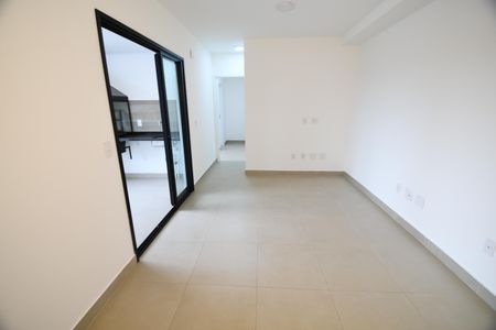 Apartamento à venda com 82m², 2 quartos e 2 vagasSala