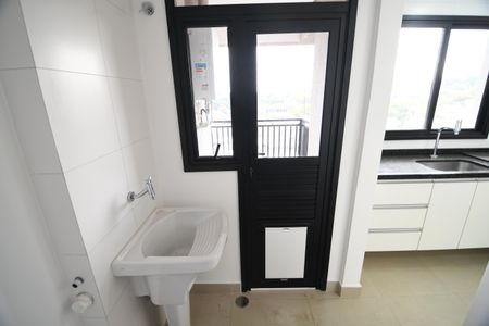 Apartamento para alugar com 82m², 2 quartos e 2 vagasÁrea de Serviço