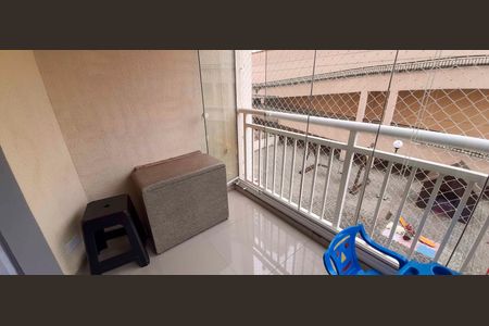 Sacada de apartamento para alugar com 2 quartos, 50m² em Conceicao, Osasco