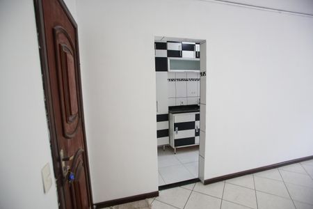 Sala de apartamento para alugar com 2 quartos, 63m² em Taquara, Rio de Janeiro