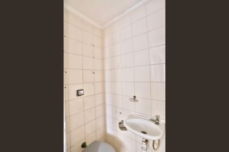 Apartamento à venda com 82m², 3 quartos e 1 vaga Apartamento à venda com 82m², 3 quartos e 1 vagaBanheiro de serviço
